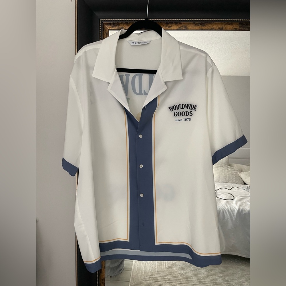 ZARA World Wide Goods White and Blue Button-Up Short Sleeve Shirt - Picture 2 of 5